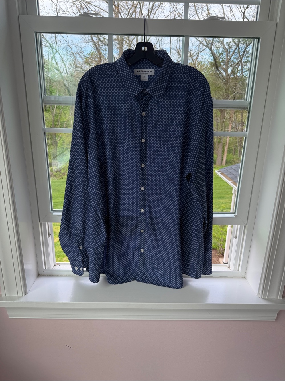 Mizzen+Main Navy Micro-Dot Long Sleeve Button-Down Shirt